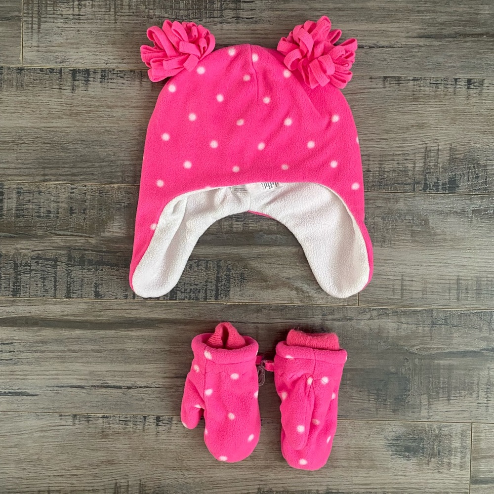 The Children’s Place Hat & Mitten Set